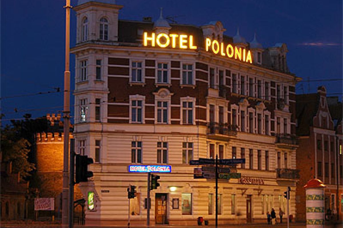 Hotel POLONIA Toruń *** Toruń Pl. Teatralny 5